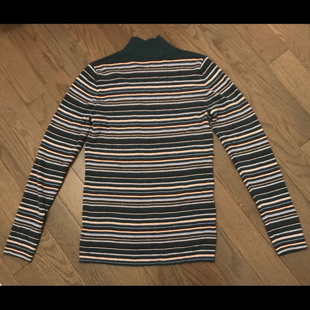 Gap NWOT Merino Wool sweater Size L